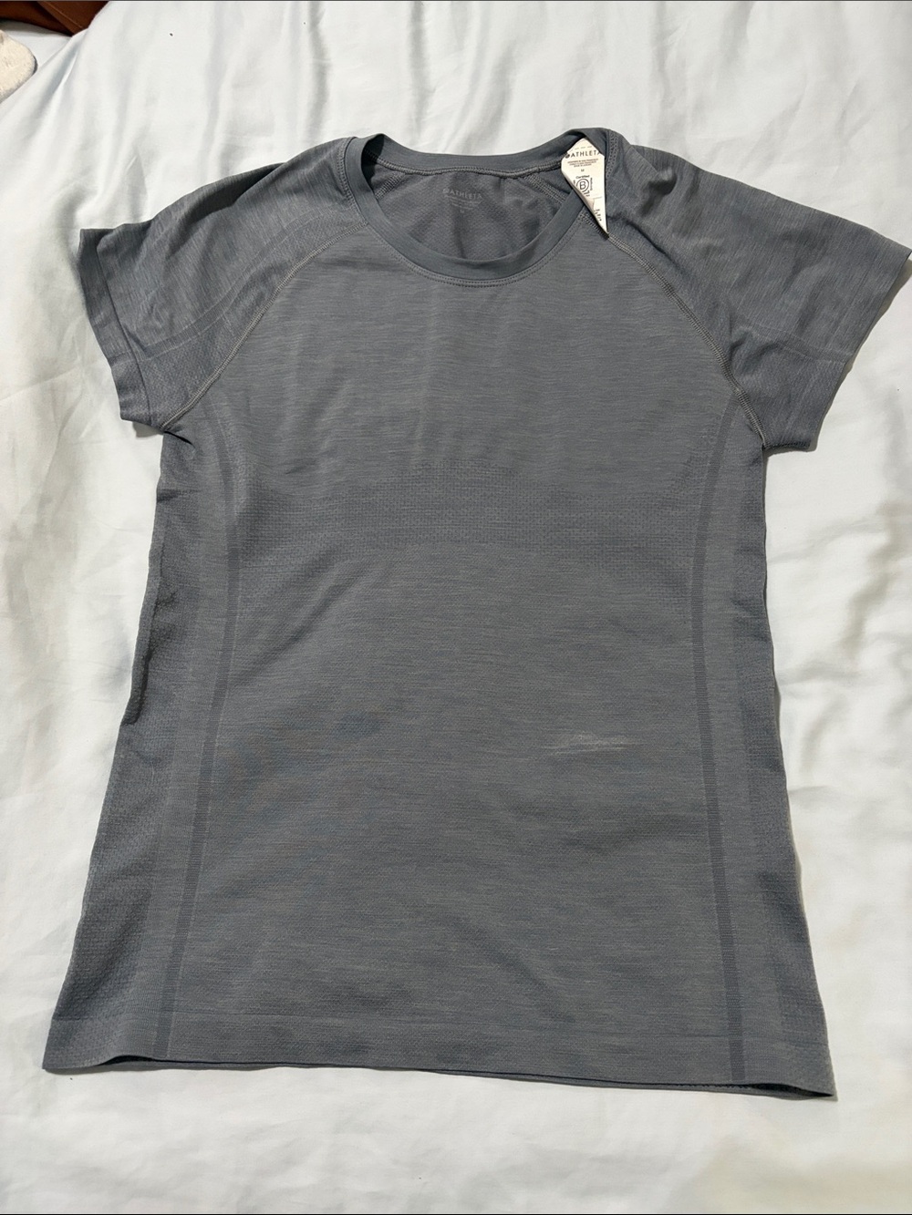 Athleta Momentum Flex Tee Medium Gray Short-Sleeve Crew Tee